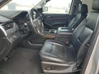 2020 Chevrolet Tahoe C1500 Lt Желто-коричневый vin: 1GNSCBKC9LR130207 Damage: Left Front Seat Cushion, Torn, 6 To 7 Inches