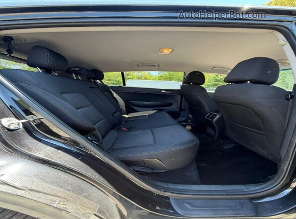 KNDPMCAC5H7258370 2017 KIA SPORTAGE Black Widok wnętrza z przodu