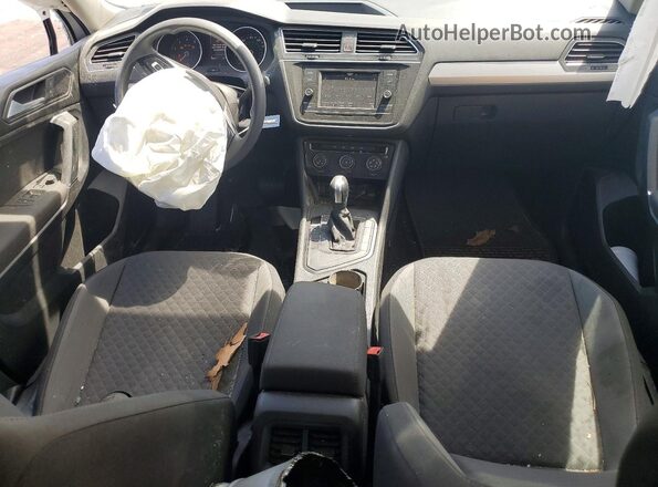 3VV1B7AX8LM154610 2020 VOLKSWAGEN TIGUAN Белый Вид щитка приборов