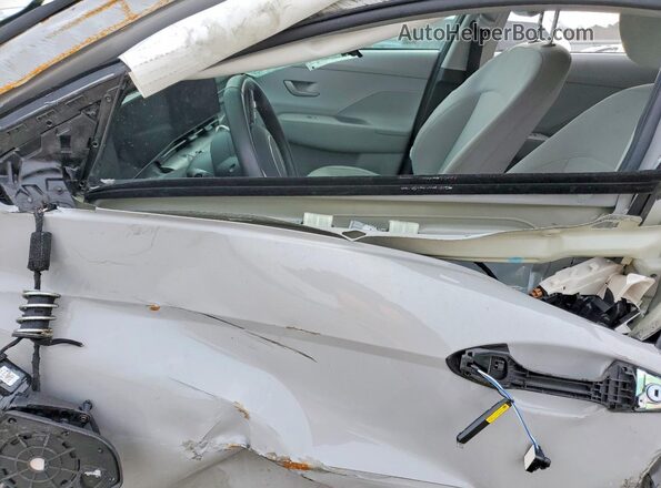KM8HB3AB6RU119543 2024 HYUNDAI KONA Серый Вид панели приборов