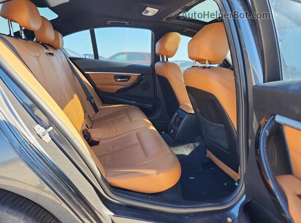 WBA8B9G54JNU95873 2018 BMW OTHER Gray Widok wnętrza z tyłu
