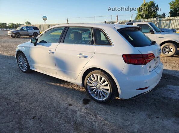 WAUTPBFF8JA062268 2018 AUDI A3 White Задня права чверть