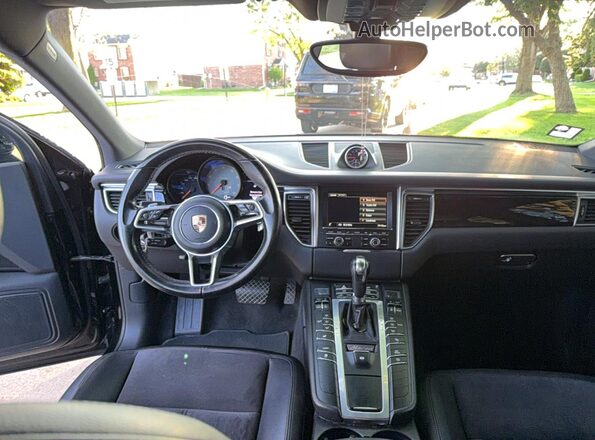 WP1AB2A50GLB55921 2016 PORSCHE MACAN Черный Вид задних сидений