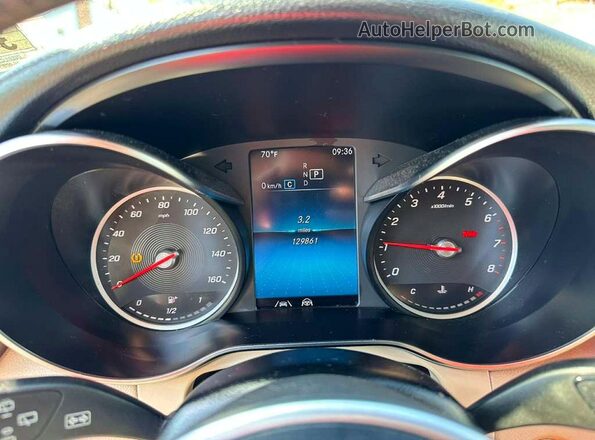 W1N0G8EB7NV348059 2022 MERCEDES-BENZ GLC-CLASS Белый Вид щитка приборов
