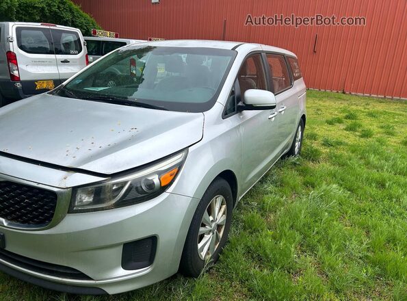 KNDMA5C15G6104796 2016 KIA SEDONA Silver Tył prawy