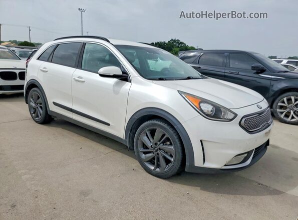 KNDCC3LC4H5063659 2017 KIA NIRO Белый Вид спереди