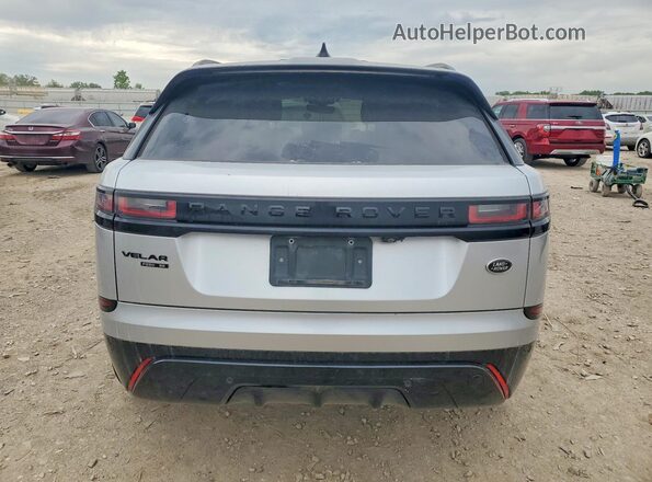 SALYL2EX4KA201076 2019 LAND ROVER RANGE Серебряный Вид салона спереди