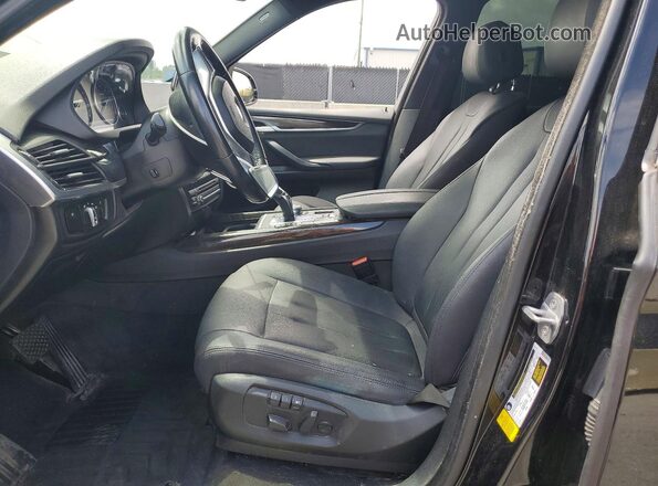 5UXKR2C53J0Z17967 2018 BMW X5 Черный Вид панели приборов