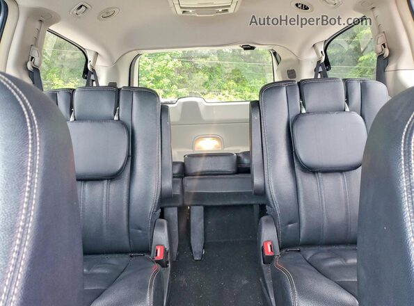 2C4RC1BG6GR268694 2016 CHRYSLER TOWN Синий Вид задней части салона