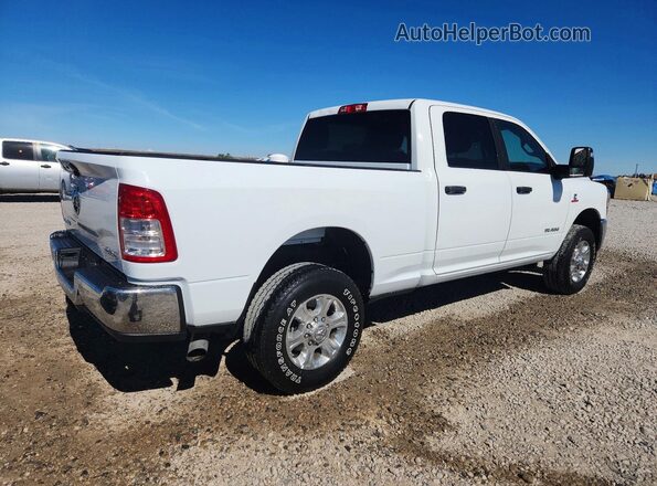 3C6UR5DL2PG537622 2023 RAM 2500 Белый Передняя правая четверть