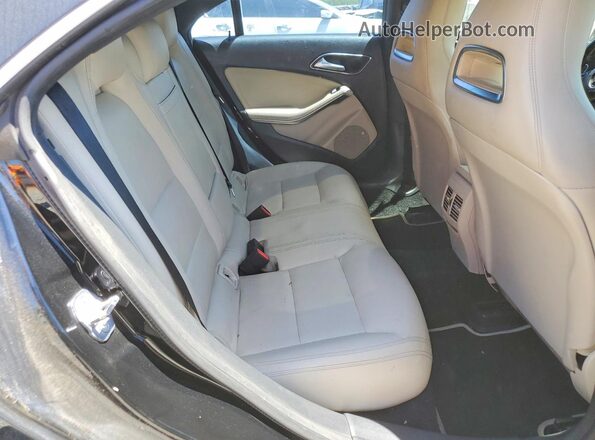 WDDSJ4EB6KN738999 2019 MERCEDES-BENZ CLA-CLASS Черный Вид задней части салона