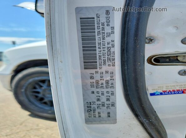 1C6RR7LM6GS304296 2016 RAM 1500 White Widok komory silnika