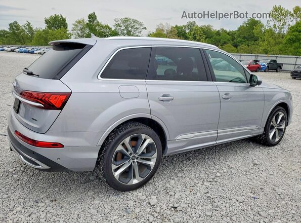 WA1LXAF73MD027785 2021 AUDI Q7 Серебряный Передняя правая четверть