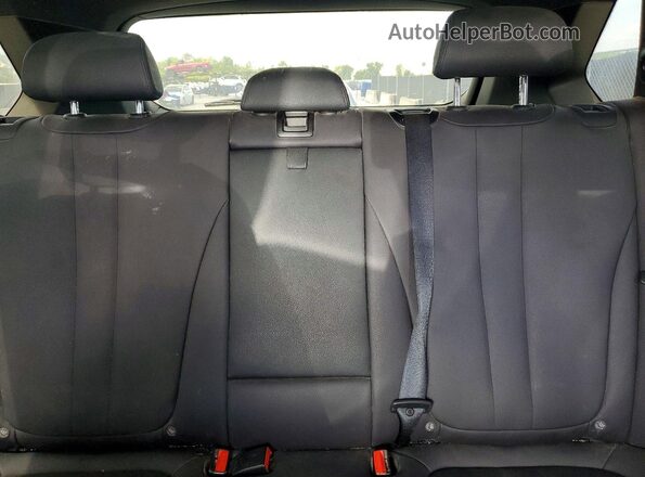 5UXKR2C53J0Z17967 2018 BMW X5 Черный Вид задней части салона