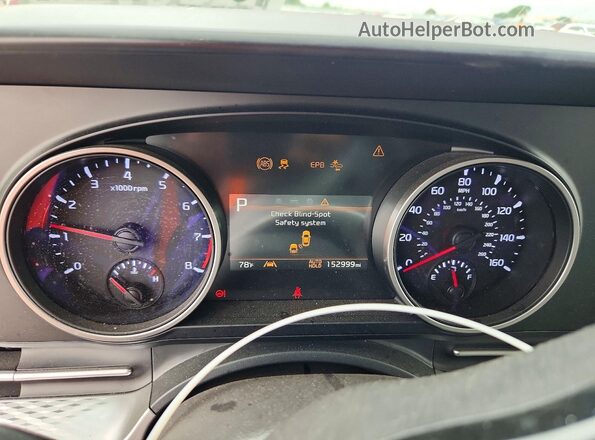 KNDNB4H34R6389418 2024 KIA CARNIVAL Красный Вид задних сидений