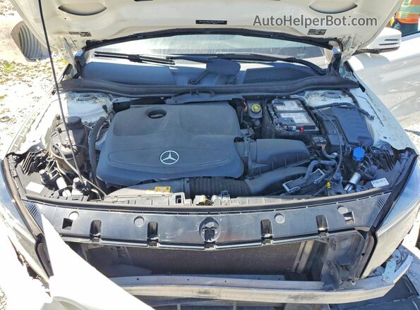 WDCTG4GB1HJ284987 2017 MERCEDES-BENZ GLA Beige Vista de la etiqueta del VIN
