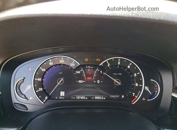 WBAJE7C53KWW08453 2019 BMW OTHER Белый Вид задних сидений
