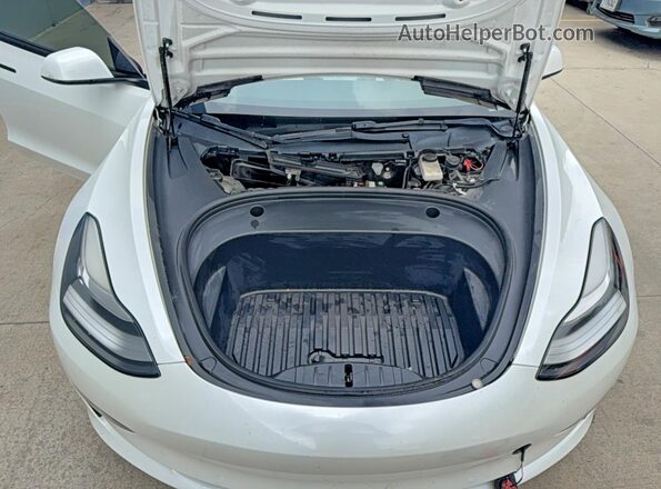 5YJ3E1EB1NF241508 2022 TESLA MODEL Белый Вид панели приборов