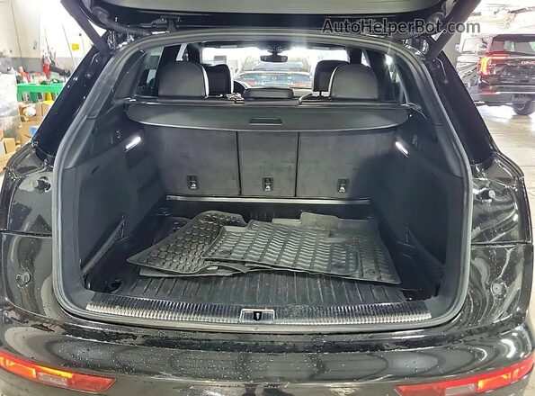 WA1C4AFY7J2123766 2018 AUDI SQ5 Black Vista de la etiqueta del VIN