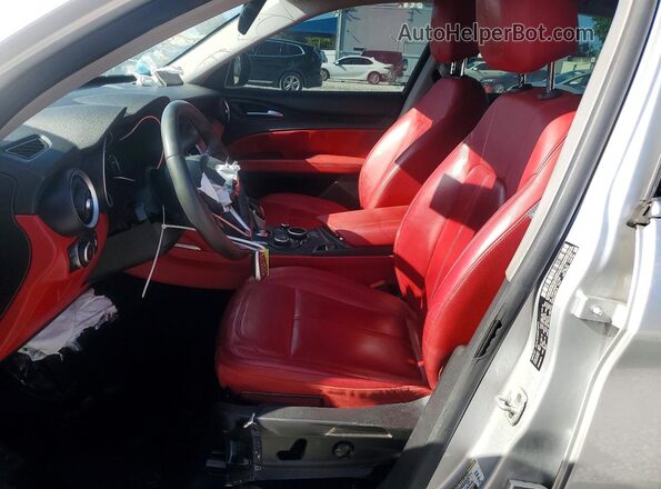 ZASPAJAN6K7C71500 2019 ALFA ROMEO STELVIO Серебряный Вид панели приборов