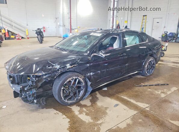 3KPFW4DE1SE132278 2025 KIA K4 Черный Передняя левая четверть