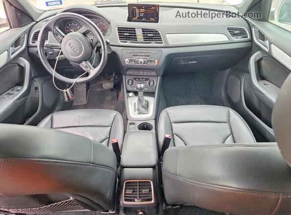 WA1HCCFS5JR032020 2018 AUDI Q3 Белый Вид щитка приборов