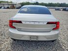 2018 Volvo S90 T5 Momentum Серебряный vin: LVY982MK6JP016406