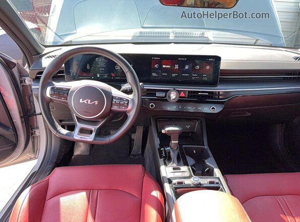 KNAG64J76S5392565 2025 KIA K5 Серый Вид задних сидений