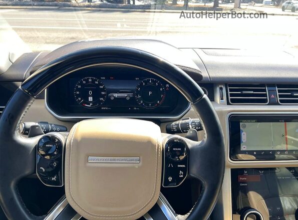 SALGS2RE4JA504820 2018 LAND ROVER RANGE Серебряный Вид панели приборов