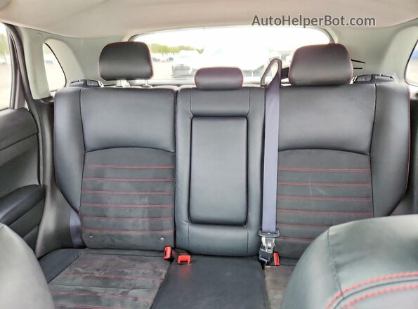 JA4AR3AW8JZ005436 2018 MITSUBISHI OUTLANDER Серебряный Вид задней части салона