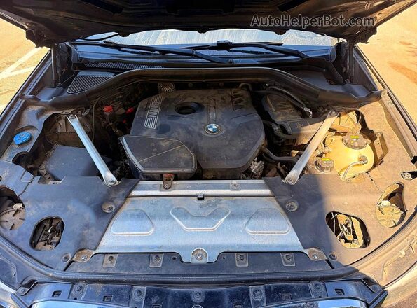 5UXTR9C5XKLD92731 2019 BMW X3 Серый Вид панели приборов