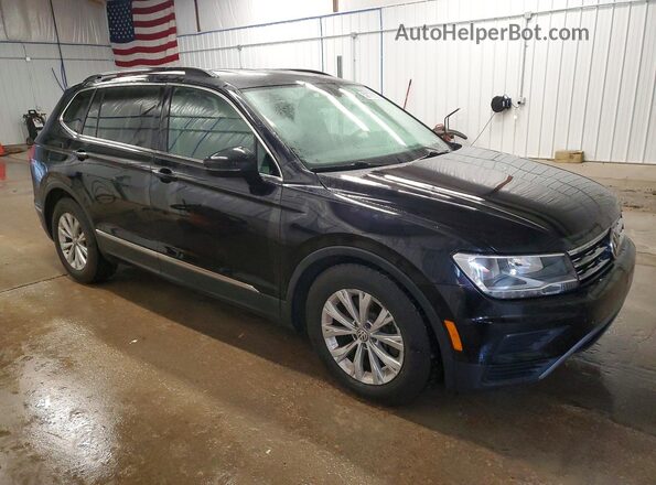3VV2B7AX8JM145004 2018 VOLKSWAGEN TIGUAN Black Widok z przodu