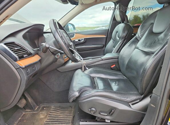 YV4A22PL8J1194327 2018 VOLVO XC90 Черный Вид панели приборов