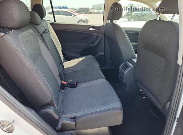 3VV1B7AX5LM105400 2020 VOLKSWAGEN TIGUAN White Вид підкапотного простору