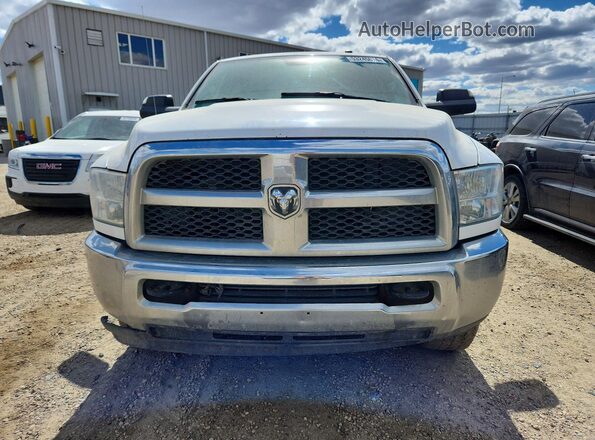 3C63R3CJ6HG566218 2017 RAM 3500 White Widok z tyłu