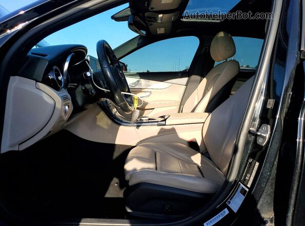 55SWF4JB9JU239113 2018 MERCEDES-BENZ C Black Dashboard view