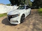 2018 Honda Accord Sport White vin: 1HGCV1F32JA095311