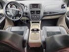 2017 Dodge Grand Caravan Sxt Серебряный vin: 2C4RDGCG6HR616767