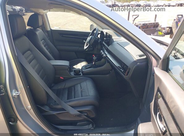 7FARS4H79PE008320 2023 HONDA CR-V Серебряный Вид салона спереди