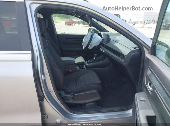 7FARS5H57PE012211 2023 HONDA CR-V HYBRID Серебряный Вид салона спереди