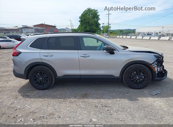 7FARS5H57PE012211 2023 HONDA CR-V HYBRID Серебряный Вид задней части салона