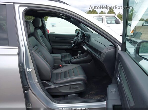 7FARS6H82RE019845 2024 HONDA CR-V HYBRID Серебряный Вид салона спереди
