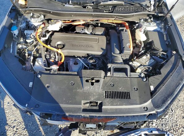 7FARS6H84SE042145 2025 HONDA CR-V Silver Widok komory silnika