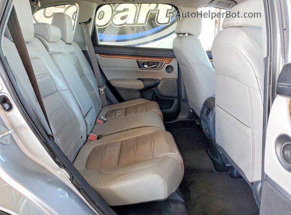 7FART6H82LE027173 2020 HONDA CR-V Silver Widok tylnych siedzeń