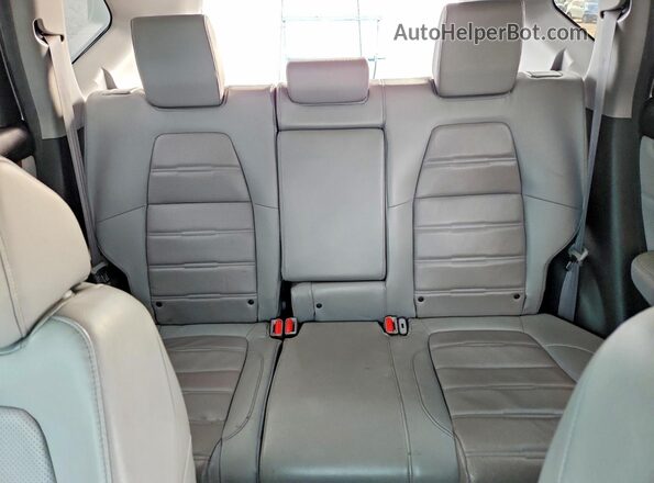 7FARW1H80JE046957 2018 HONDA CR-V Серебряный Вид задних сидений