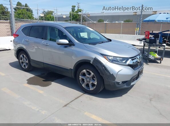 7FARW1H88JE028772 2018 HONDA CR-V Серебряный Передняя правая четверть