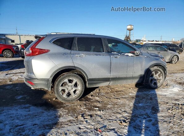 7FARW2H80JE013933 2018 HONDA CR-V Серебряный Задняя правая четверть