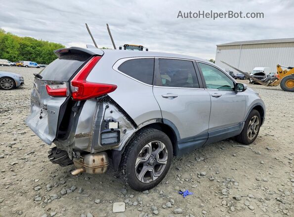 7FARW2H80JE066812 2018 HONDA CR-V Серебряный Задняя правая четверть