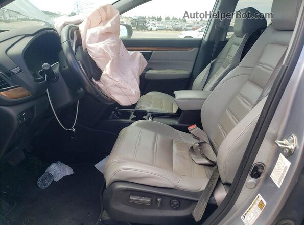 7FARW2H87JE061302 2018 HONDA CR-V Silver Front interior view