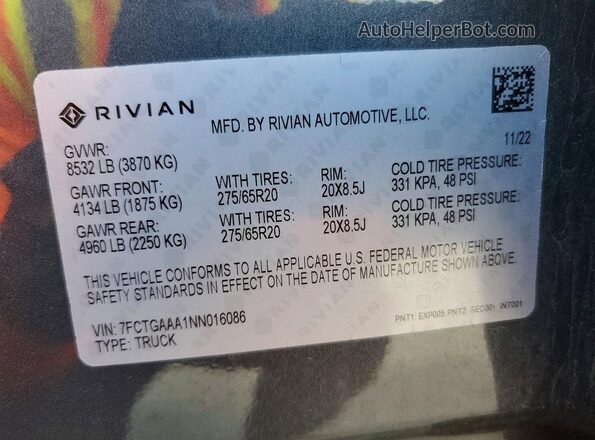 7FCTGAAA1NN016086 2022 RIVIAN R1T Gray ძრავის განყოფილების ხედი